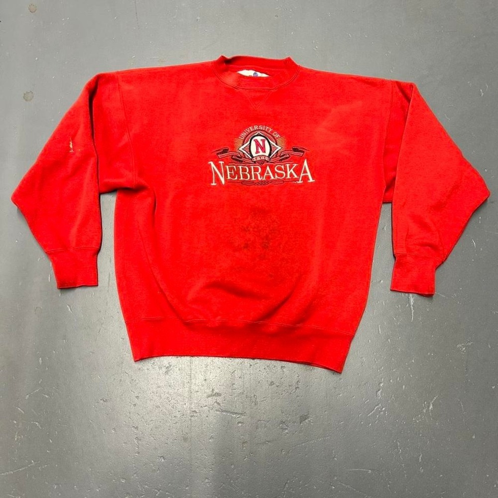 Vintage 90s distressed embroidered university of Nebraska cornhuskers Crewneck
